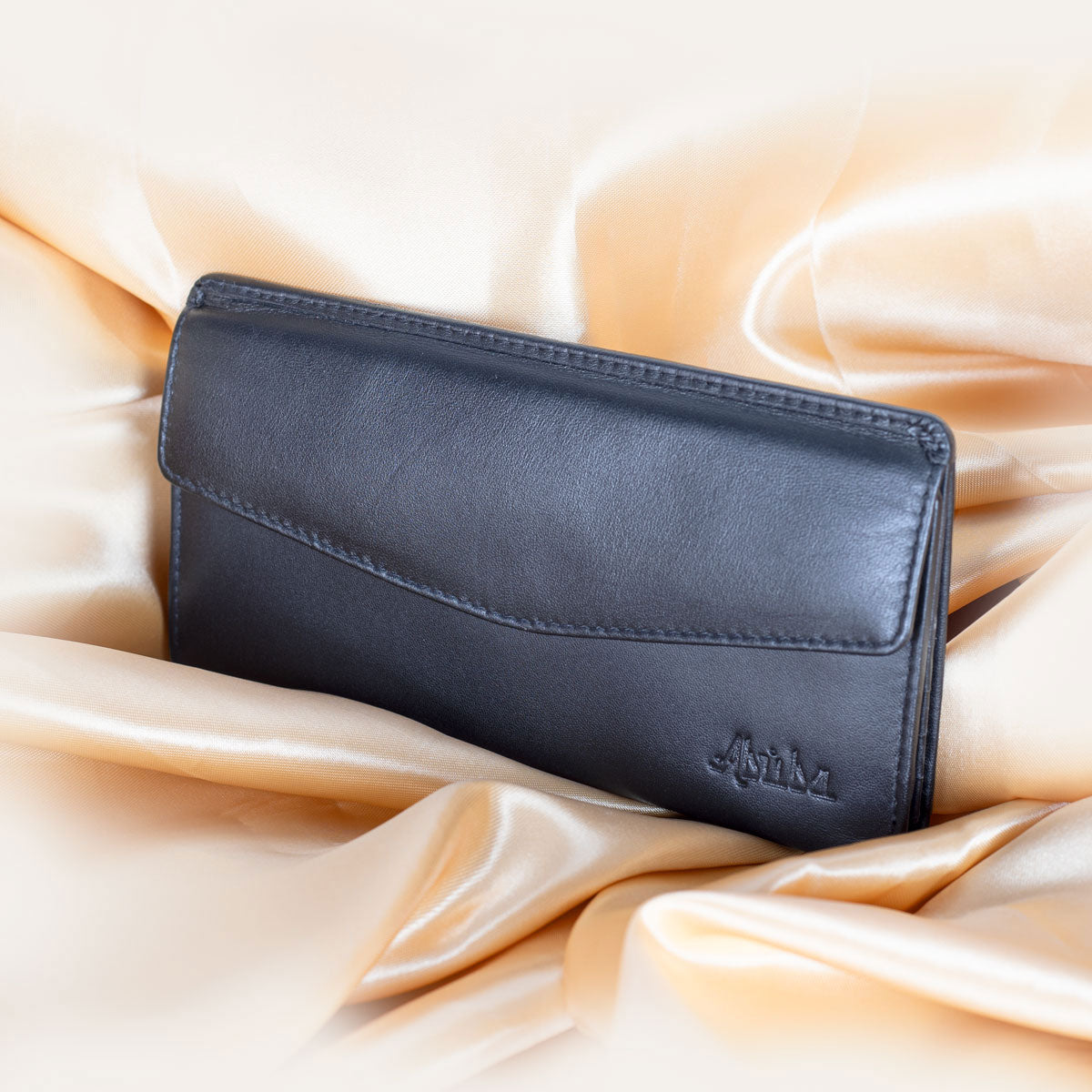 Leather Black Wallet For Ladies